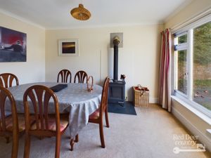 Dining Room- click for photo gallery